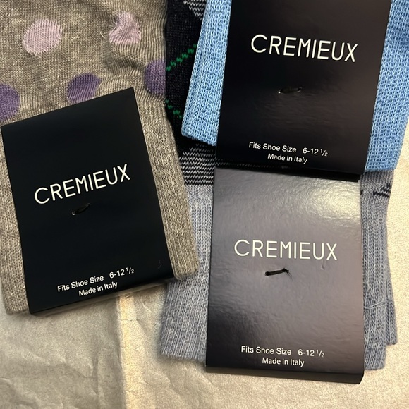 Bundle of Cremieux Socks. - Picture 5 of 8
